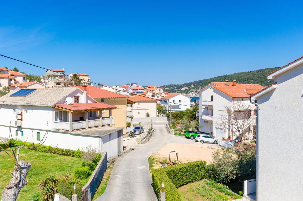 Apartments Luka Supetarska Draga Exterior foto